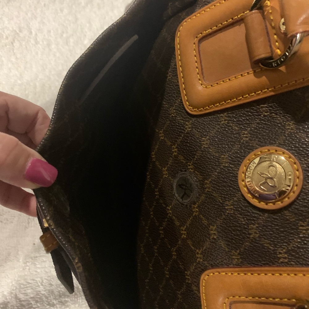 RIONI SATCHEL (Italian) - Picture 16 of 16